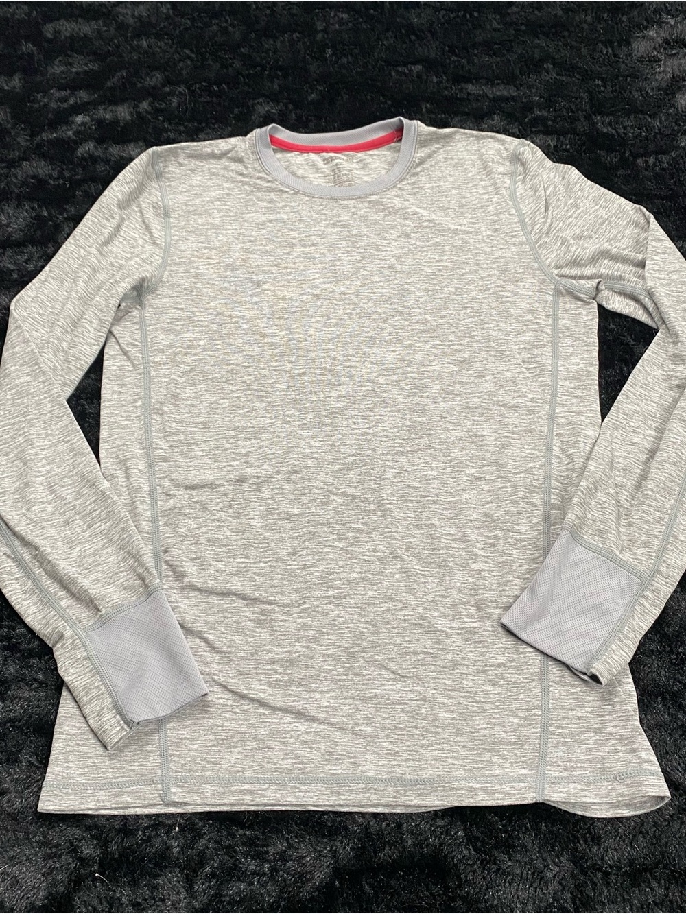 Kodiak men’s small Light Heather Gray Long Sleeve Performance Tee